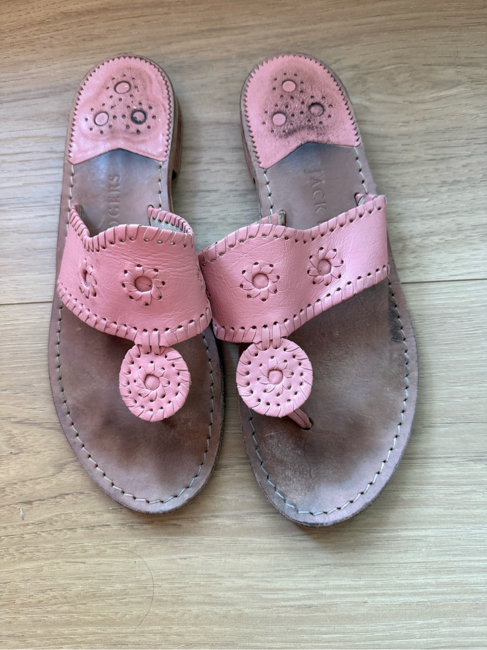Jack Rogers Coral Pink Leather Thong Sandals with Circle Medallions
